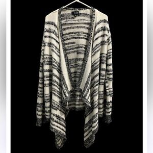 Ana A New Approach XL Monochrome Black & White with Silver Accents Cardigan